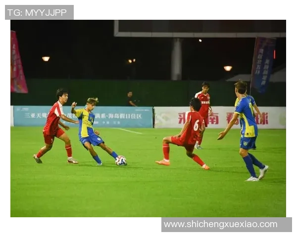 围绕足球明星探寻绿茵荣耀与职业生涯传奇故事全景解析与深度洞察 围绕足球明星探寻绿茵荣耀与职业生涯传奇故事全景解析与深度洞察