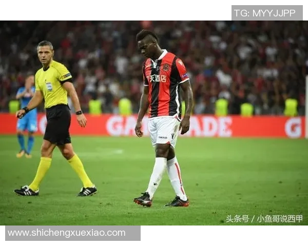 弗伦基德容引领巴萨中场革新探寻荷兰天才掌控比赛的艺术