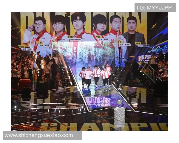 电竞新时代:探秘全球最火游戏赛事与职业选手背后的荣耀与挑战 电竞新时代:探秘全球最火游戏赛事与职业选手背后的荣耀与挑战