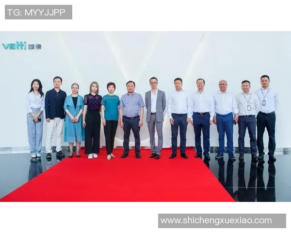 镇江与江阴强强对决 聚焦两市经济文化深度碰撞与合作新机遇